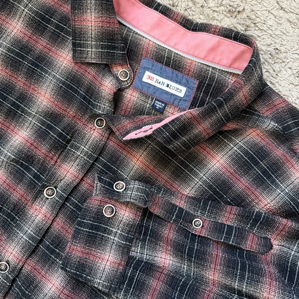 32 Bar Blues Men’s XL Button Down Shirt Pink/Black 100% Linen